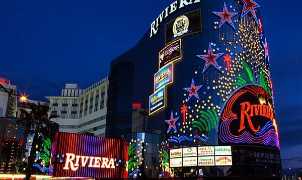 Poker en vivo: tácticas para ganar en mesas reales